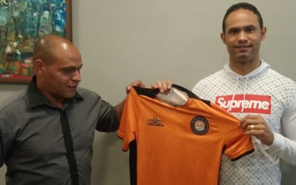 Oficial: Goleiro Bruno é o novo reforço do Poços de Caldas