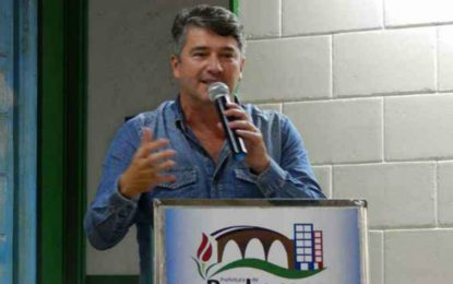 Prefeito Luís Álvaro reassume o cargo