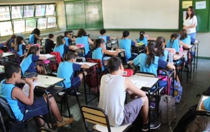 Secretaria publica nomeações de mil servidores para atuar na rede estadual de ensino