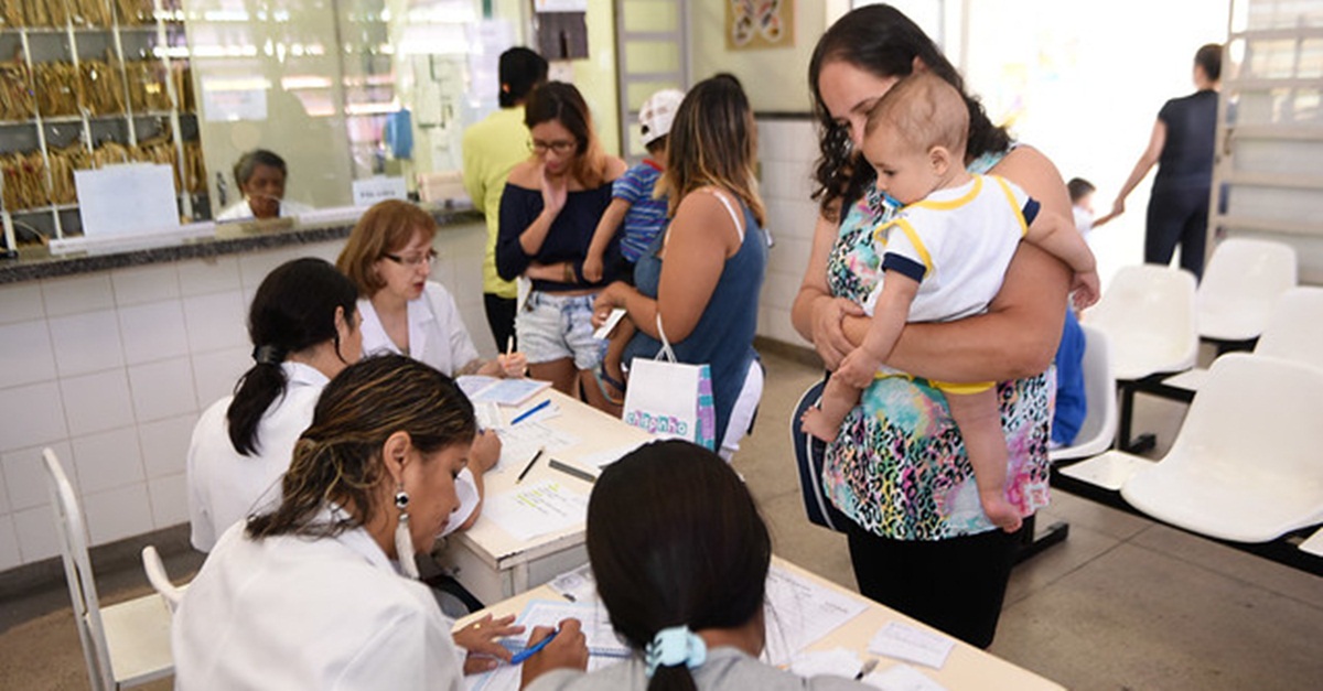 Todas as crianças de 6 meses a menores de 1 ano devem ser vacinadas contra o sarampo
