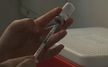 Vacinação contra sarampo é intensificada em prefeituras da Zona da Mata e Campo das Vertentes