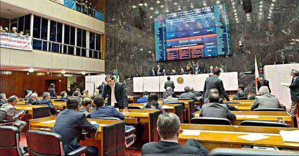 Deputados retornam à ALMG buscando melhoria para finanças do Estado
