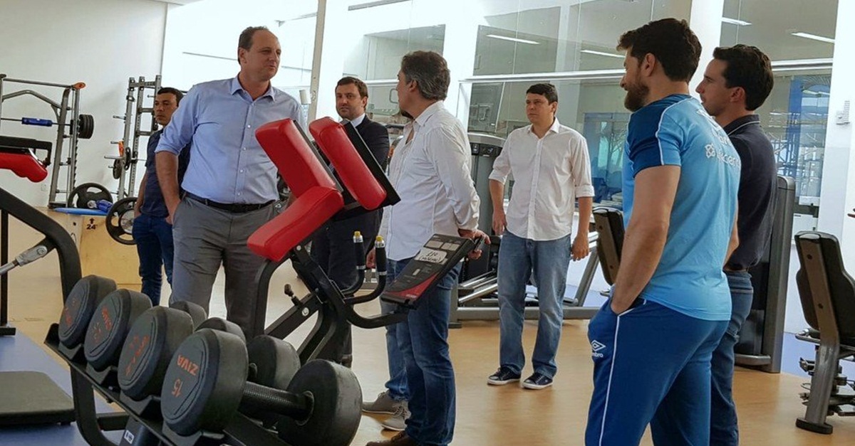 Rogério Ceni chega ao Cruzeiro e encara os desafios