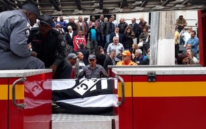 Corpo de Toledinho é sepultado no Cemitério Municipal