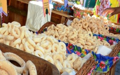 Festa do Café com Biscoito movimenta a cidade de São Tiago