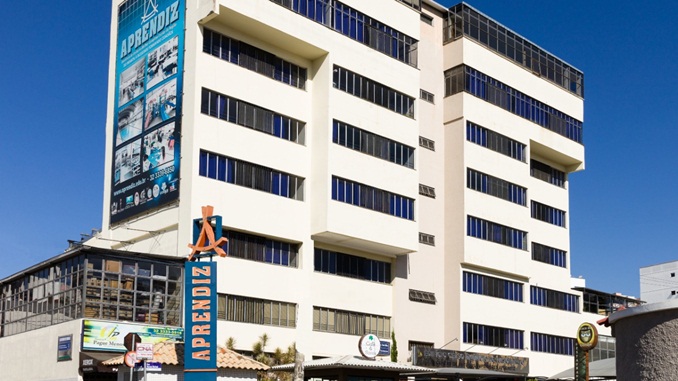 Mais da metade dos brasileiros adultos não frequentaram escola além do Ensino Fundamental, informa IBGE