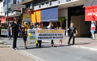 Setembro Amarelo: Caminhada pela Vida mobiliza centenas de pessoas