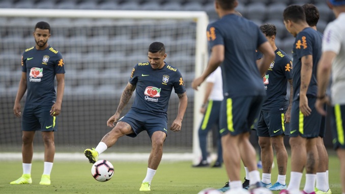 Brasil e Peru se enfrentam pela terceira vez neste ano