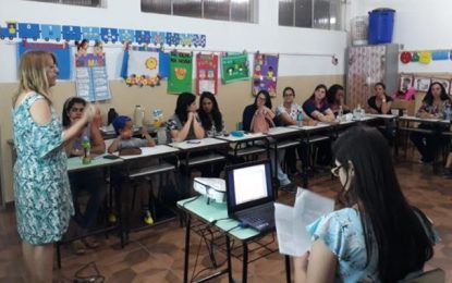 Dia do Currículo – As orientações para a rede de ensino já começaram