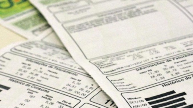 Aneel anuncia bandeira tarifária vermelha para novembro