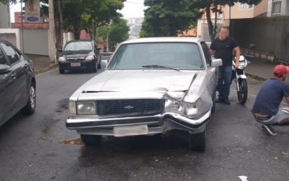 Acidente de trânsito com vítima na Rua Silva Jardim em Barbacena