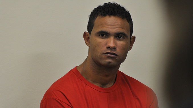 Justiça autoriza ex-goleiro a participar de amistoso