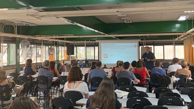 Educadores de Barbacena participam de formação do Programa Gestão Pela Aprendizagem