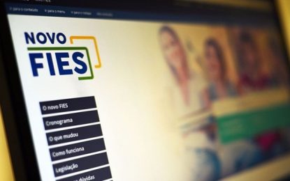 Prazo para renovar Fies termina nesse sábado (30)