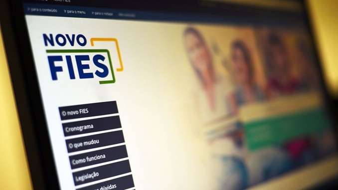 Prazo para renovar Fies termina nesse sábado (30)