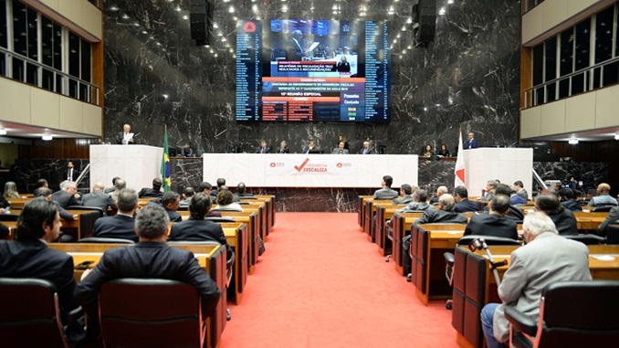 Recursos da exploração do nióbio podem ser usados para pagar 13º salário do funcionalismo público