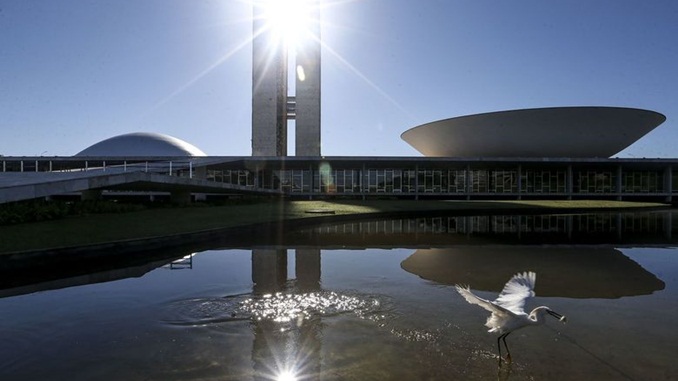 MOMENTO LEGISLATIVO: Congresso promulga reforma da Previdência e Senado aprova uso da Base de Alcântara pelos EUA