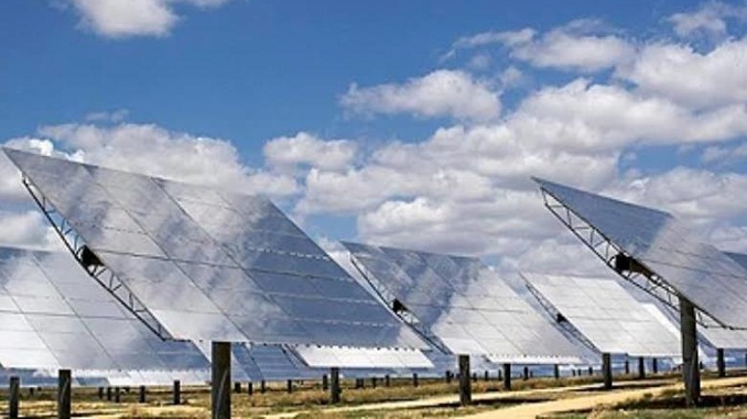 Bolsonaro veta estímulo fiscal para estruturas de energia solar