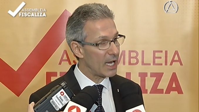 Governador anuncia medidas para ajudar municípios atingidos pelo rompimento da barragem de Fundão