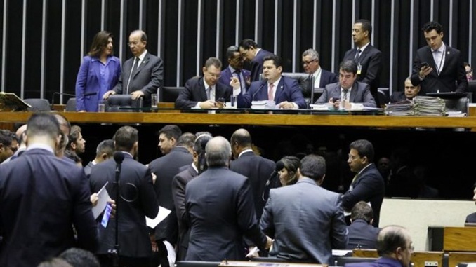 Sessão do Congresso analisará vetos e projetos de liberação de crédito