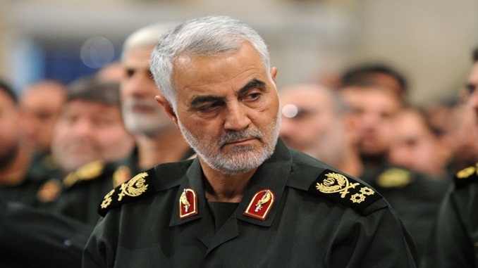 Irã promete “vingança” aos EUA por morte de general e crise faz preço do petróleo disparar no mundo