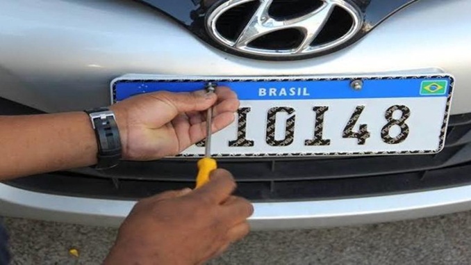 PLACA MERCOSUL: Novo modelo entra em vigor no Brasil a partir desta sexta-feira (31)