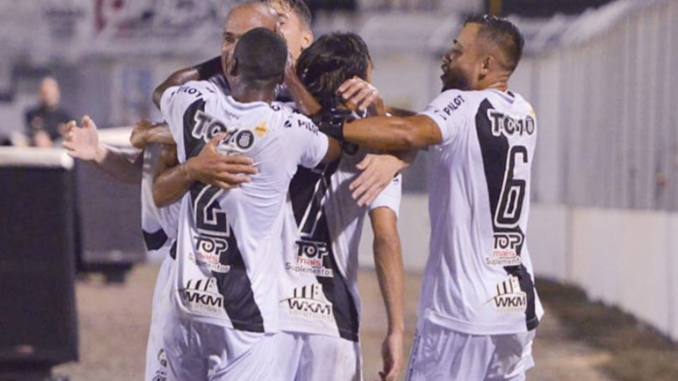 Corinthians perde para a Ponte e Santos vence na Vila