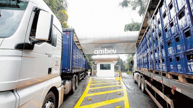 Empresa de bebidas planeja eliminar poluição plástica