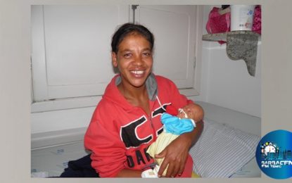 Menor bebê prematuro da Santa Casa em um desenvolvimento surpreendente