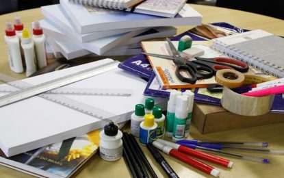 Ipem-MG orienta consumidores na compra do material escolar