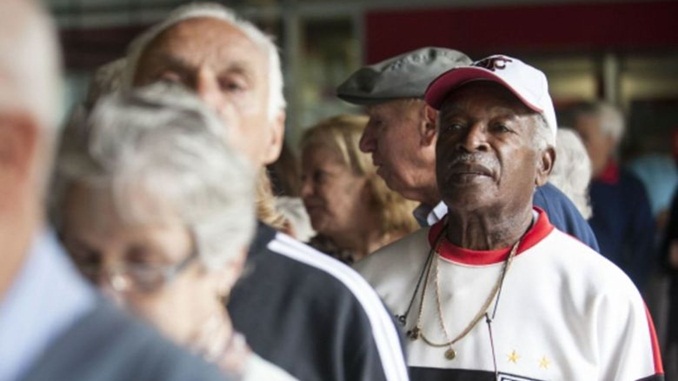 STF decide hoje se aposentados que voltaram a trabalhar podem pedir revisão do benefício