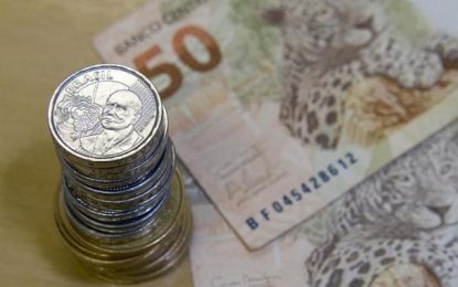 Taxa básica de juros cai para 4,25% ao ano, menor patamar da história