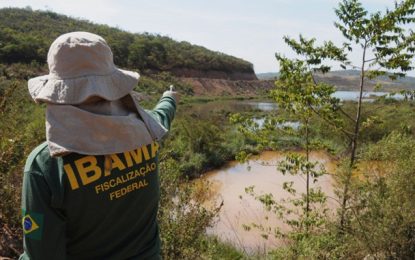 Navio a serviço da Vale encalhado na costa do Maranhão tem 4 mil toneladas de óleo, alerta Ibama