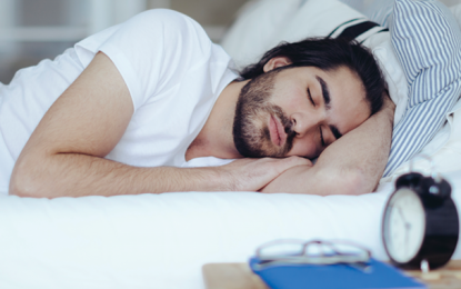 Alimentos podem auxiliar a combater sono e cansaço; saiba quais são