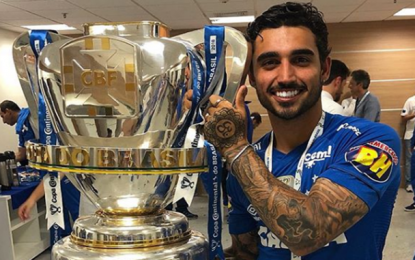 Lateral esquerdo retorna ao Cruzeiro