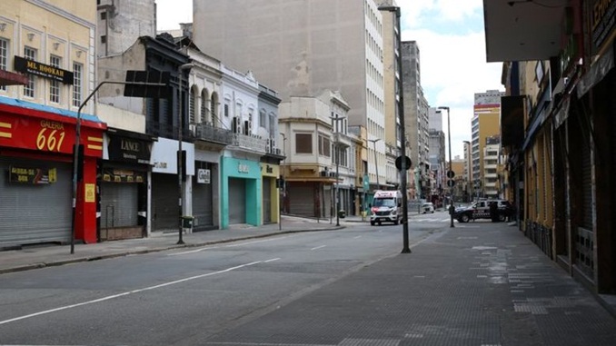 Efeitos da crise do coronavírus: microempreendedores e pequenas empresas sofrem com comércio fechado