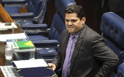 Presidente do Senado, Davi Alcolumbre testa positivo para o novo coronavírus