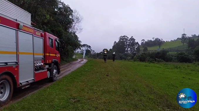 VAZAMENTO EM GASODUTO ASSUSTA MORADORES, NA LOCALIDADE DOS COSTAS