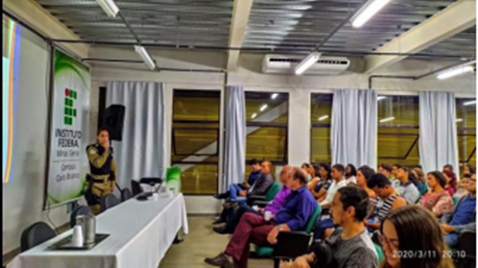 POLÍCIA MILITAR REALIZA PELESTRA PARA ALUNOS DO IFMG CAMPUS OURO BRANCO