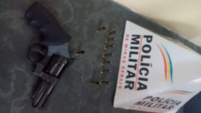 Policia Militar apreende arma de fogo em ocorrência no bairro São João, em Conselheiro Lafaiete