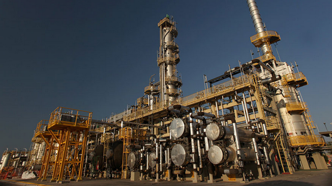 Dólar alto pressiona preços da indústria, que sobem 0,70% em fevereiro