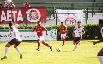 Tupynambás tenta escapar do rebaixamento com novo técnico