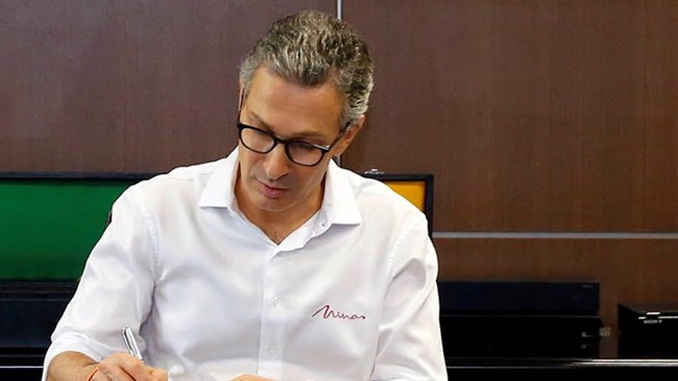 Governador Zema é alvo de críticas após apresentação de projeto salarial