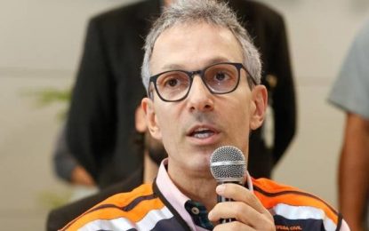 Zema lamenta primeiro óbito por coronavírus em Minas e fala sobre exames para comprovação da doença