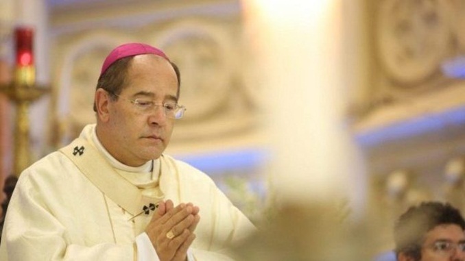 Igreja católica orienta que brasileiros fiquem em casa por conta da Covid-19