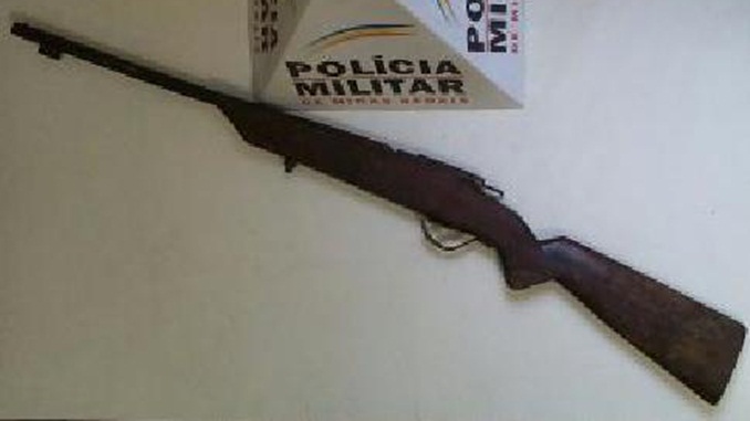 Polícia Militar apreende arma de fogo na localidade do Peixoto, Zona Rural de Ressaquinha