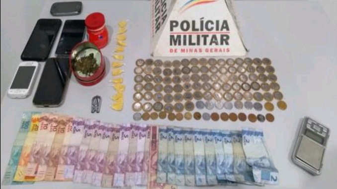 Jovens são detidos com drogas no Bairro Vila Esperança, em Santos Dumont