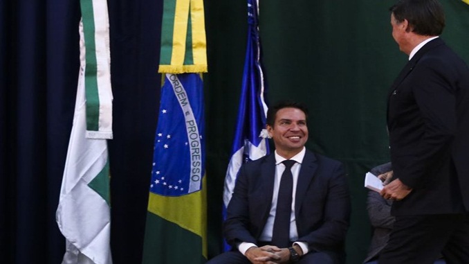 Nomeação de Alexandre Ramagem para o cargo de diretor-geral da PF é suspensa por ministro do STF