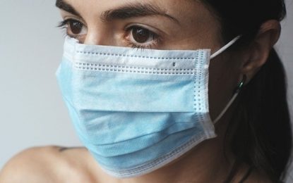 Superfaturamento de máscaras descartáveis chega a 300% em BH