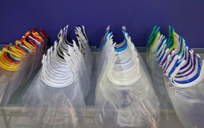 Covid-19: SENAI e indústrias brasileiras vão produzir 500 mil máscaras-escudo para profissionais de saúde